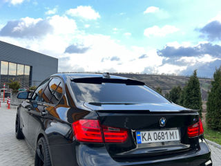 BMW 3 Series foto 7