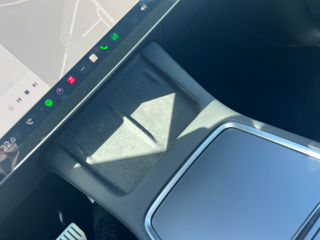 Tesla Model Y foto 9