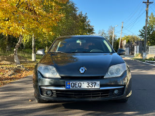 Renault Laguna foto 2