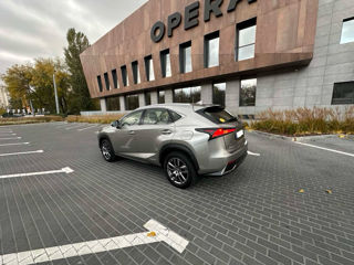 Lexus NX Series foto 3