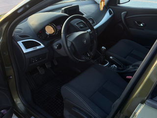 Renault Megane foto 5