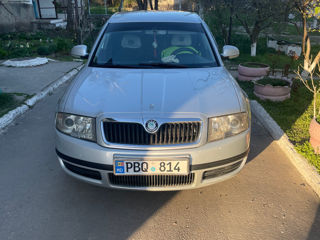 Skoda Superb фото 6