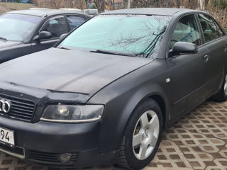 Audi A4 foto 2