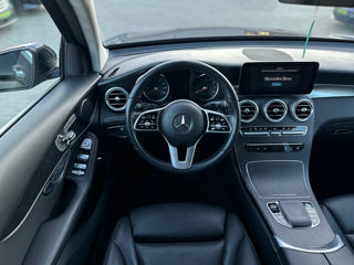 Mercedes GLC foto 16