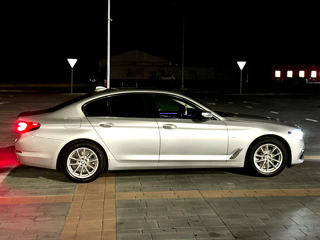 BMW 5 Series foto 4