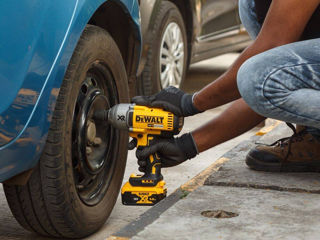 Dewalt DCF899HNT 18V Mașină de înșurubat cu impact foto 4