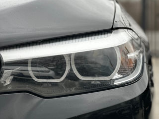 BMW 5 Series foto 8