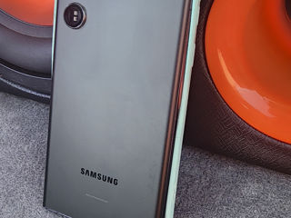 Продам Samsung s22 ultra 8/128