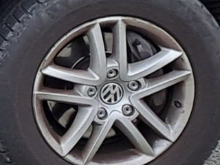 235/65R17 Michelin.  Диски 5х130 Touareg