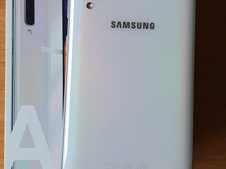 Samsung Galaxy A 50 Stare foarte bună фото 1