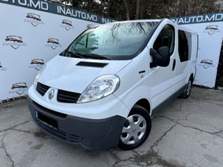 Renault Trafic 2014 foto 2