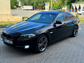 BMW 5 Series foto 9