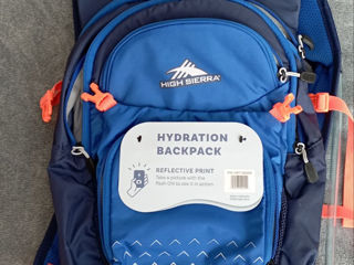Рюкзак с флягой для воды / Ruczac cu balon pentru apa ( SUA)