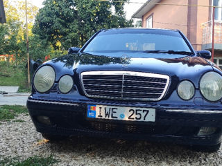 Mercedes E-Class