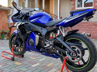 Yamaha R6