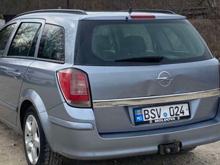 Opel Astra foto 8