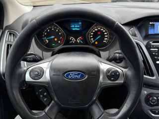 Ford Focus foto 7