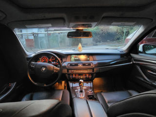 BMW 5 Series foto 9