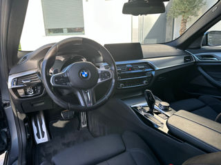 BMW 5 Series foto 4