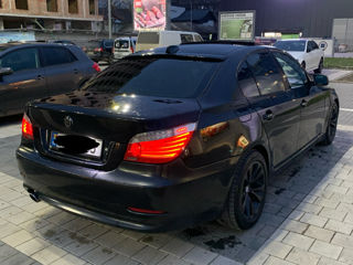 BMW 5 Series foto 3