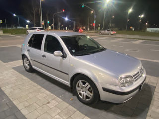 Volkswagen Golf foto 2