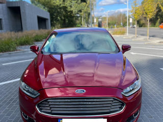 Ford Fusion foto 6