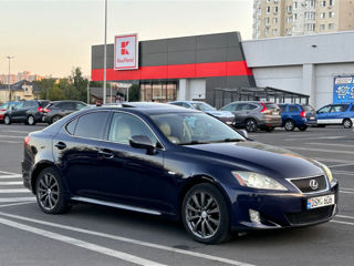 Lexus IS Series foto 3