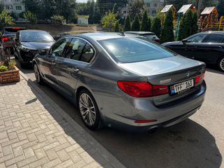 BMW 5 Series foto 4