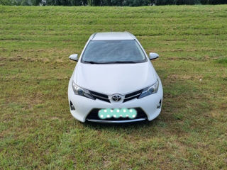 Toyota Auris foto 2