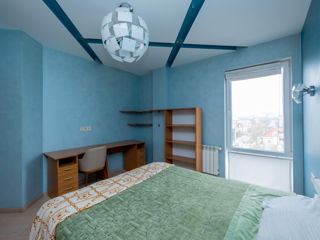 Apartament cu 2 camere, 110 m², Centru, Chișinău foto 7