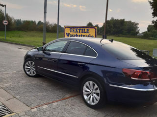 Volkswagen Passat CC foto 1