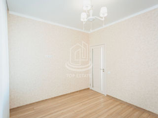 Apartament cu 2 camere, 80 m², Centru, Ialoveni foto 5