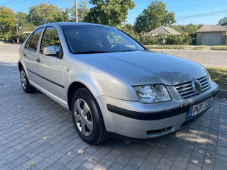 Volkswagen Jetta foto 3