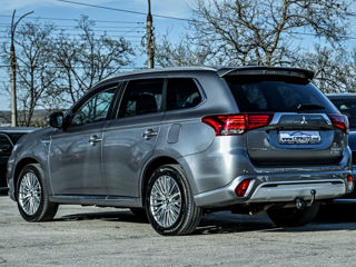 Mitsubishi Outlander foto 5