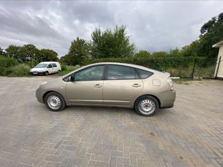 Toyota Prius foto 4