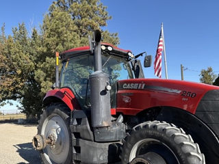 CASE IH Magnum 250 tractor de vanzare urgent! foto 10