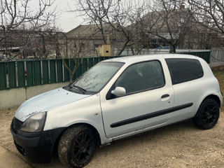 Renault Clio foto 8