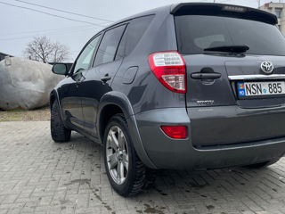 Toyota Rav 4 foto 3