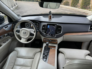 Volvo XC90 foto 10