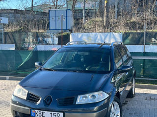 Renault Megane foto 2