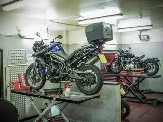 Обслуживание и ремонт мотоциклов Honda, Suzuki, Kawasaki, KTM, Triumph, Ducati, BMW.