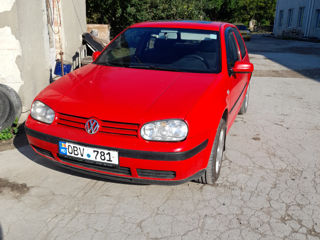 Volkswagen Golf foto 1