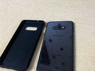 Samsung S10e foto 4