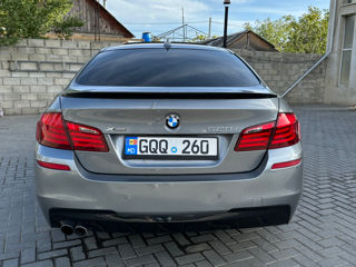 BMW 5 Series foto 4