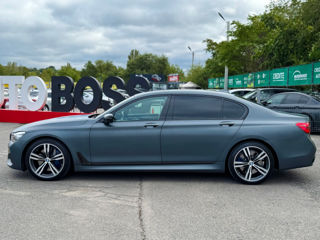 BMW 7 Series foto 8