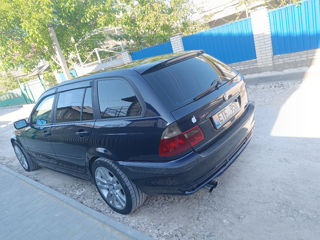 BMW 3 Series фото 4