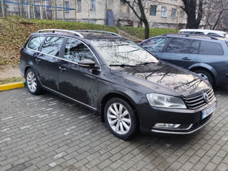 Volkswagen Passat foto 2