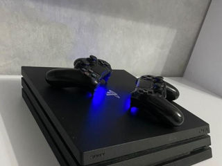 PlayStation 4 Pro foto 2