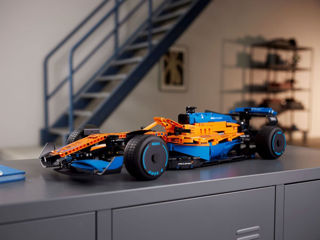 LEGO Technic: Formula 1 McLaren 18 ani+, 1432 piese foto 15