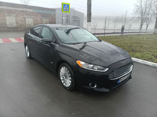 Ford Fusion foto 9